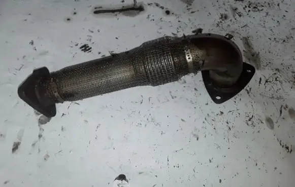 Audi A6 S6 C6 4F EGR valve line/pipe/hose NOCODE