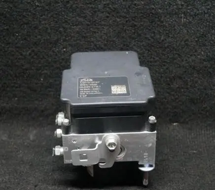 Toyota Yaris ABS Pump 895410D100 445400D020