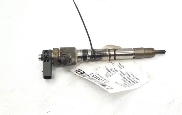 Seat Toledo IV (NH) Fuel injector 04L130277AD