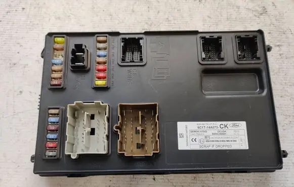 Engine ECU kit and lock set