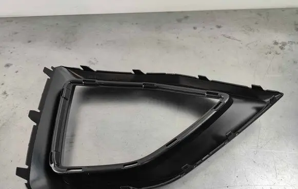 Audi Q2 - Front bumper splitter molding 81a853054c4w3