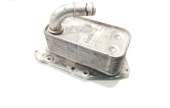 Opel Astra J Engine oil radiator 897385813