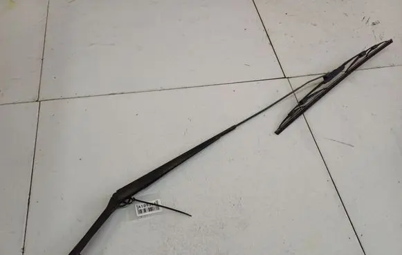 Mazda Premacy Front wiper blade arm 
