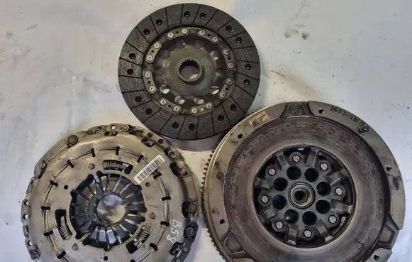 BMW 2 F22 F23 Clutch set kit 8667195 7603849