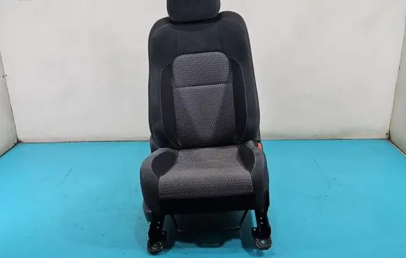 Toyota Auris E180 Front passenger seat IMPRK1540374