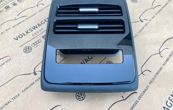 Audi A3 S3 8V Rear air vent grill VITIAPL01532718325