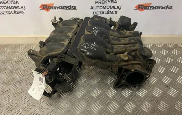 Audi A3 S3 8L Intake manifold 06A133205G 06A133206H