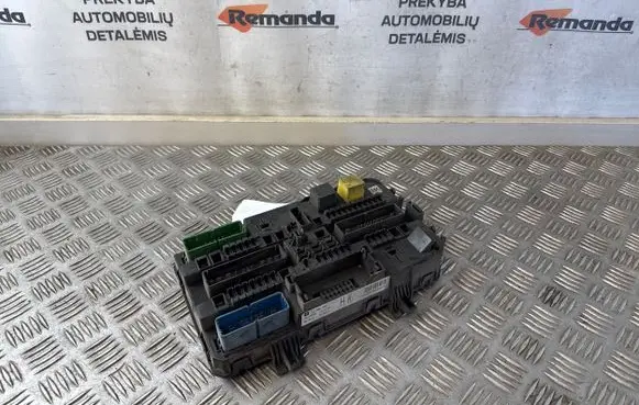 Opel Astra H SAM control unit 13206762