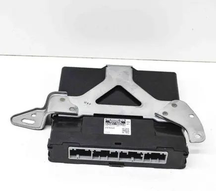 Toyota Yaris Current control relay 896810D090 MB2850002851