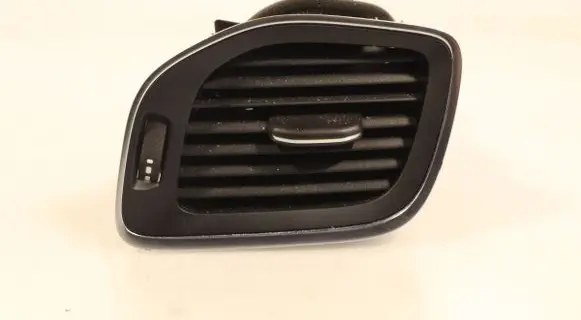 Volvo V40 Dashboard side air vent grill/cover trim 7390-300