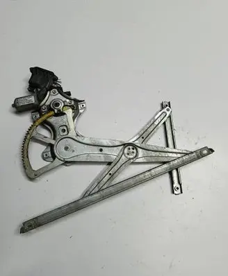 Toyota Verso Front door window regulator with motor 69810-0F020 13072010