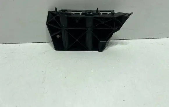 Seat Leon (5F) Front bumper mounting bracket 5F0807050