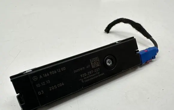 Mercedes-Benz S W222 Aerial antenna amplifier A1669061200