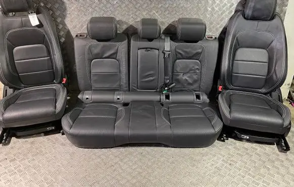 Jaguar E-Pace Interior set 