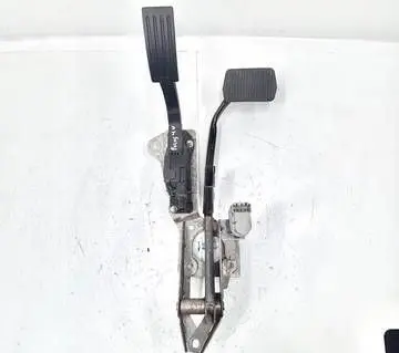 Ford Focus Pedal assembly BV612467JB