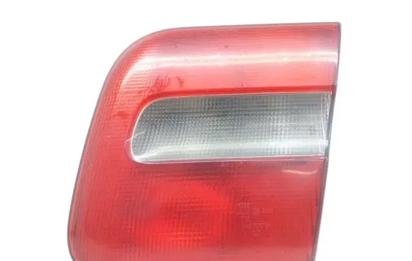 Volvo S70 V70 V70 XC Tailgate rear/tail lights 9157009 9151634 9151636