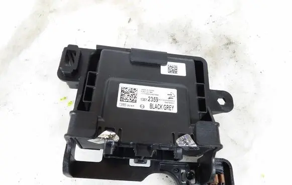 Opel Mokka X Engine control unit/module 13512359