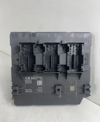 Volkswagen PASSAT B7 Comfort/convenience module 3AA937087J 5WK50450 BCMPQ47