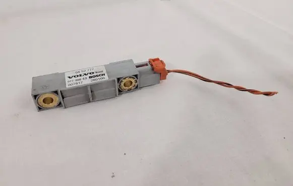 Volvo XC70 Airbag deployment crash/impact sensor 9452777 280106 007817