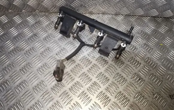 Fuel injectors set