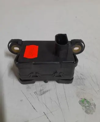 Mercedes-Benz ML W163 ESP acceleration yaw rate sensor A0045423818 CN36D19AE6 FD06M04