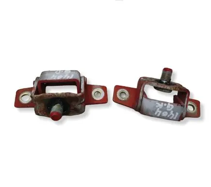 Hyundai Pony Tailgate/trunk/boot hinge 