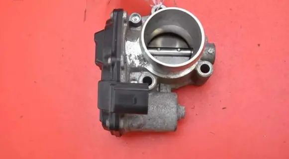 Ford Fiesta Throttle body valve 50989002