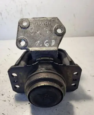 Peugeot 308 Engine mount bracket 9636583980 9636270080