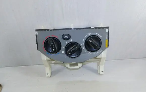 Opel Vivaro Climate control unit N108576R X83WKA