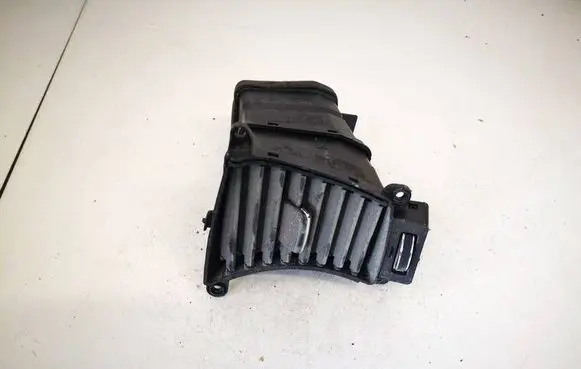 KIA Optima Dash center air vent grill 848302t100 84830-2t100