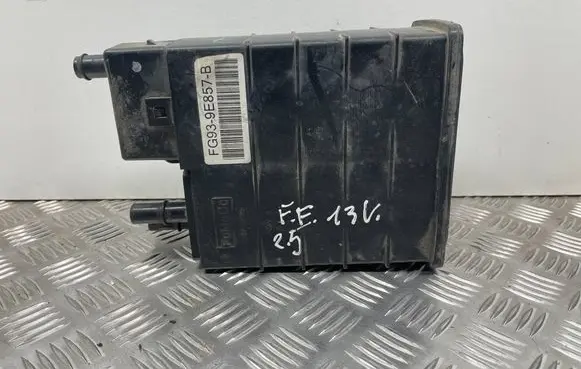Ford Fusion II Active carbon filter fuel vapour canister FG939E857B