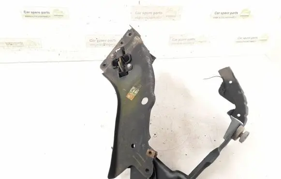 Mercedes-Benz E W211 Radiator support slam panel 2116200416 2116200818