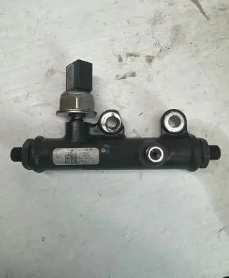 Jaguar S-Type Fuel main line pipe 4R8Q9C066AE 5WS40128 A2C20001297