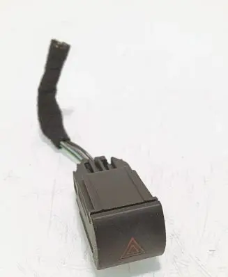 Alfa Romeo Giulietta Hazard light switch 156093736