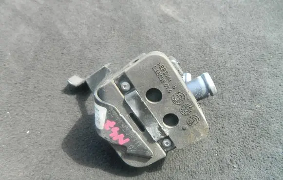 BMW 5 F10 F11 Electric auxiliary coolant/water pump 9239313