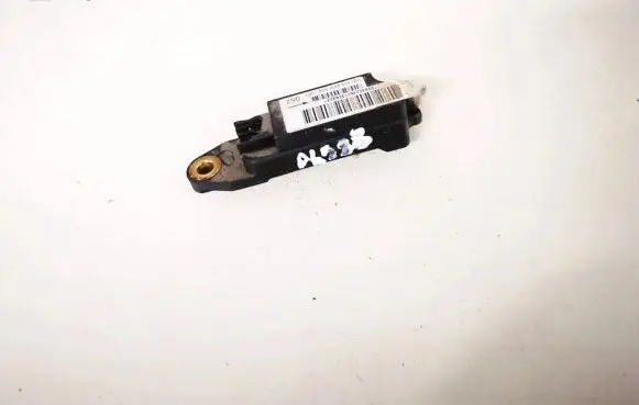 Mercedes-Benz C W203 Airbag deployment crash/impact sensor 0018204426