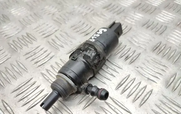 Audi A4 S4 B8 8K Headlight washer pump 3B7955681