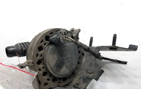 Mercedes-Benz GLE W167 Oil filter mounting bracket A0005007600