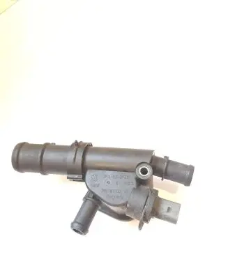 Thermostat/thermostat housing