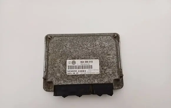 Volkswagen Golf IV Engine control unit/module 06A906019