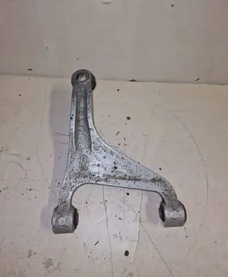 Infiniti Q50 Rear upper control arm/wishbone
