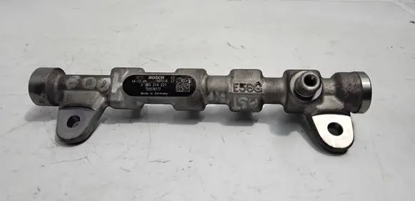 Opel Astra J Fuel main line pipe 0445214221 55576177