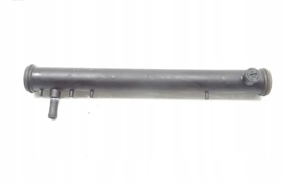 Volkswagen Golf V Engine coolant pipe/hose