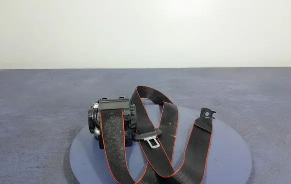 Renault Arkana Front seatbelt 888417623R