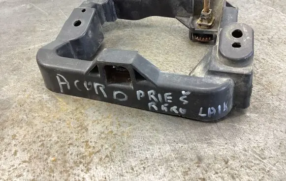 Honda Accord Fog light bracket 195958H1