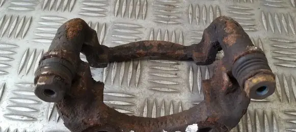 Renault Megane I Front brake caliper