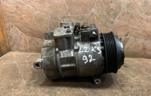 Mercedes-Benz C W204 Air conditioning (A/C) compressor (pump) A0012305011 6SEU16C