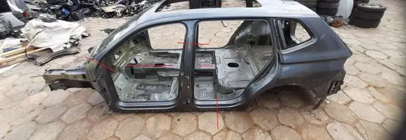 Volkswagen Tiguan Allspace Front quarter panel 