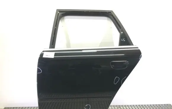 Rear door