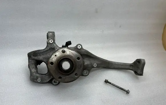 Audi A6 Allroad C7 Front wheel hub spindle knuckle 4G0407241E 050414 01422520317